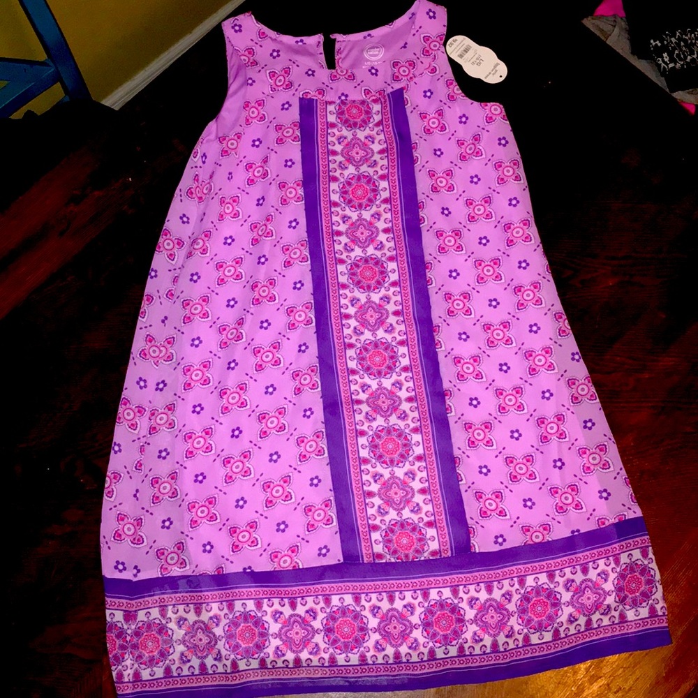 Sleeveless dress